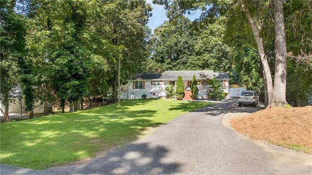 3435 Leisure Lane, Gainesville, GA 30506