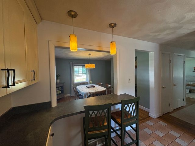 3 Sergi Ln, Billerica, MA 01821