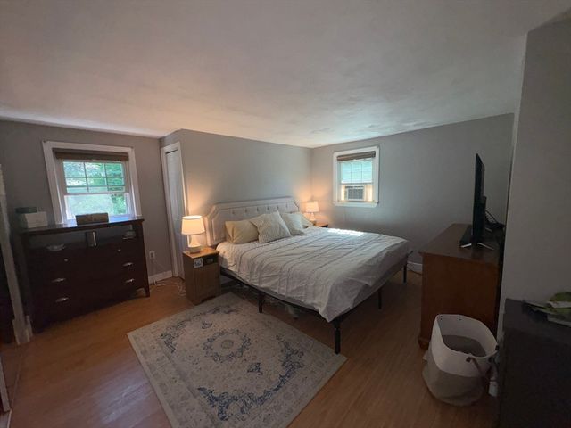 3 Sergi Ln, Billerica, MA 01821