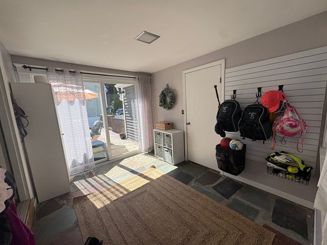 3 Sergi Ln, Billerica, MA 01821