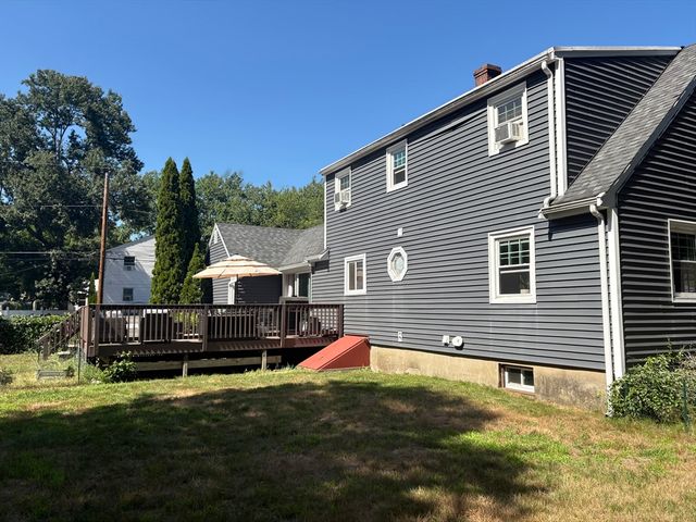 3 Sergi Ln, Billerica, MA 01821