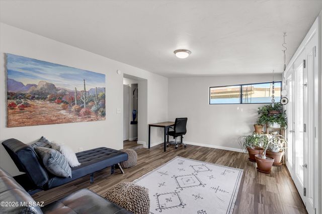 5602 E 1st Street, Tucson, AZ 85711