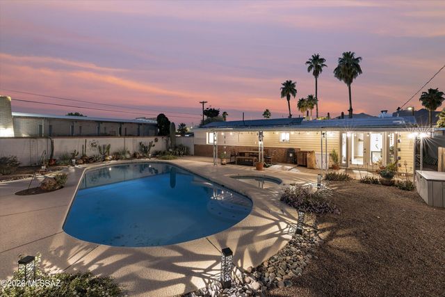 5602 E 1st Street, Tucson, AZ 85711