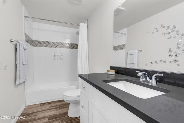 5602 E 1st Street, Tucson, AZ 85711