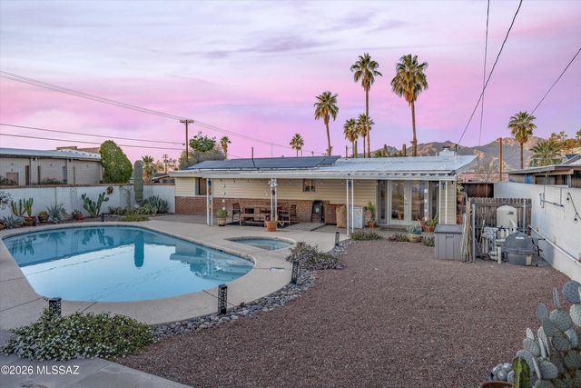 5602 E 1st Street, Tucson, AZ 85711