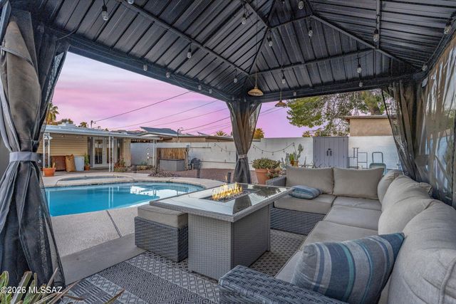 5602 E 1st Street, Tucson, AZ 85711