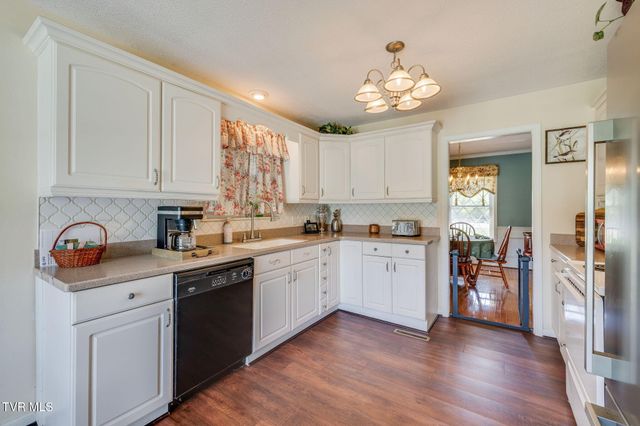 6800 Newport Highway, Greeneville, TN 37743