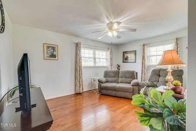 6800 Newport Highway, Greeneville, TN 37743