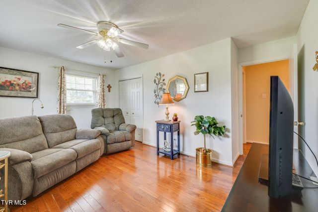 6800 Newport Highway, Greeneville, TN 37743