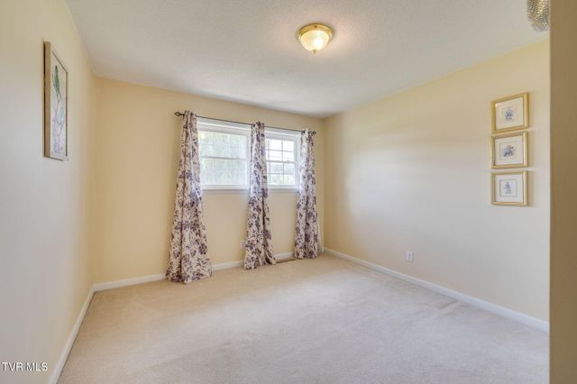 6800 Newport Highway, Greeneville, TN 37743