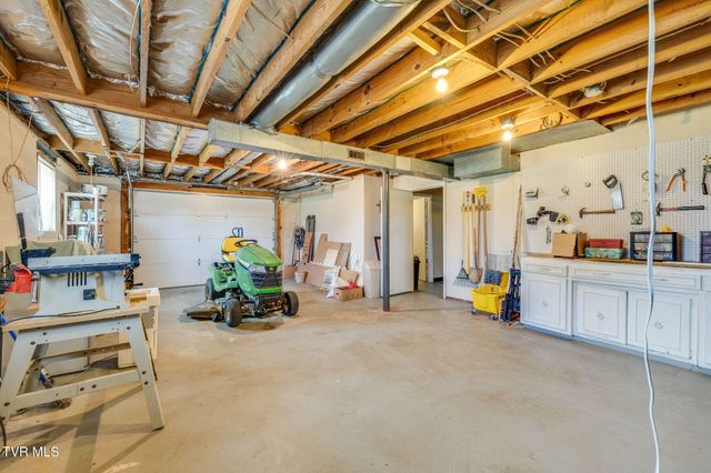 6800 Newport Highway, Greeneville, TN 37743