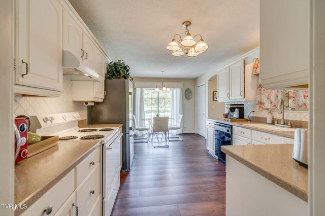 6800 Newport Highway, Greeneville, TN 37743