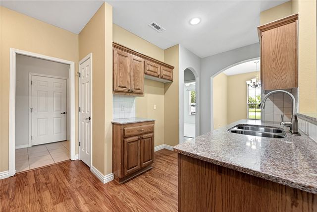 2 Parkridge Drive, Bella Vista, AR 72715