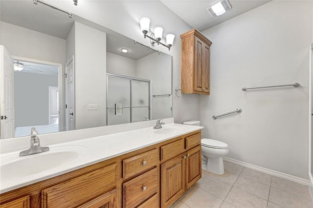 2 Parkridge Drive, Bella Vista, AR 72715