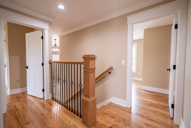 1050 Baylee Cir, Lawrenceburg, TN 38464