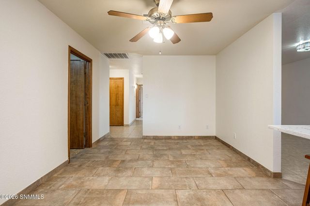 703 Homestead Circle, Las Cruces, NM 88011