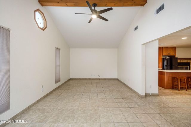 703 Homestead Circle, Las Cruces, NM 88011