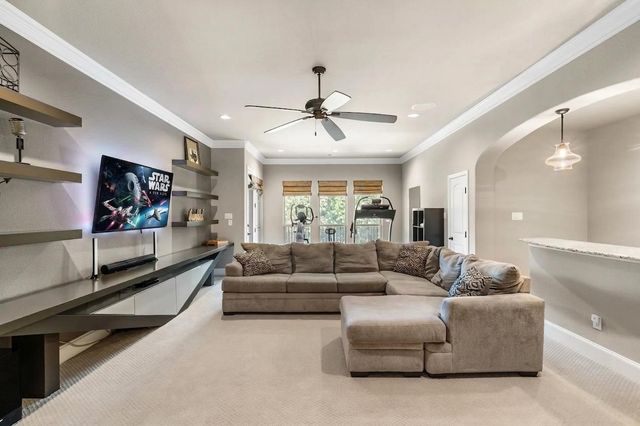 830 Wagner Way, Lantana, TX 76226