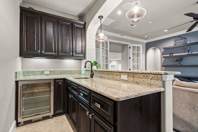 830 Wagner Way, Lantana, TX 76226