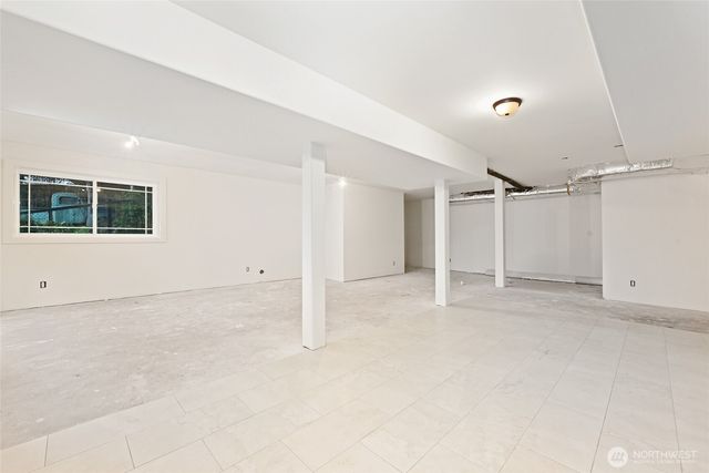 2531 30th Avenue W, Seattle, WA 98199