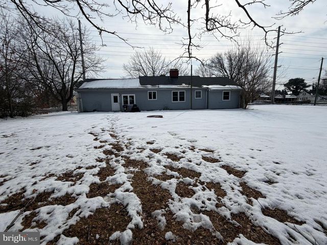 915 E DIVISION ST, Dover, DE 19901