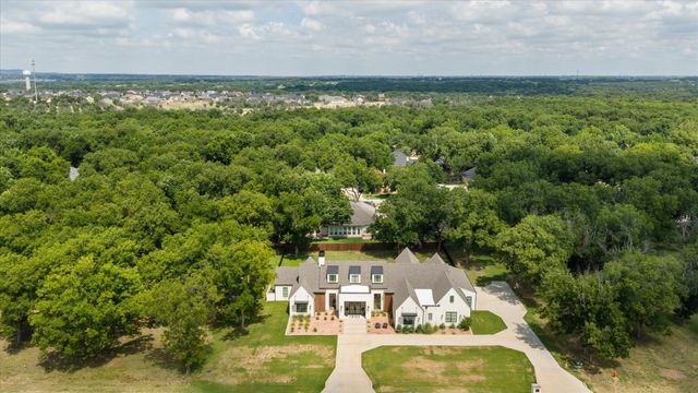 8013 W Landings Road, Granbury, TX 76049