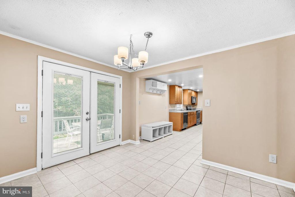 Image 11 of property listing at 1171 GOLDEN WEST WAY, Lusby, MD 20657