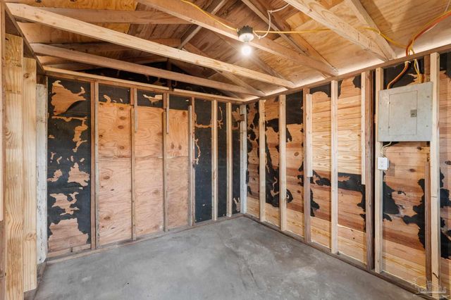 2405 W Hernandez St, Pensacola, FL 32505