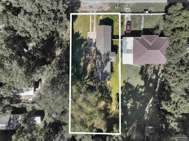 2405 W Hernandez St, Pensacola, FL 32505