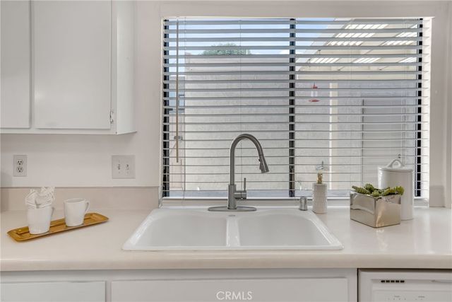 2155 W Banbury Circle, Anaheim, CA 92804