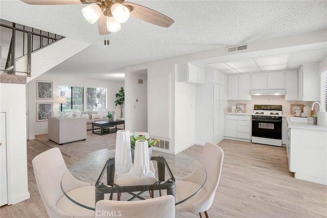 2155 W Banbury Circle, Anaheim, CA 92804