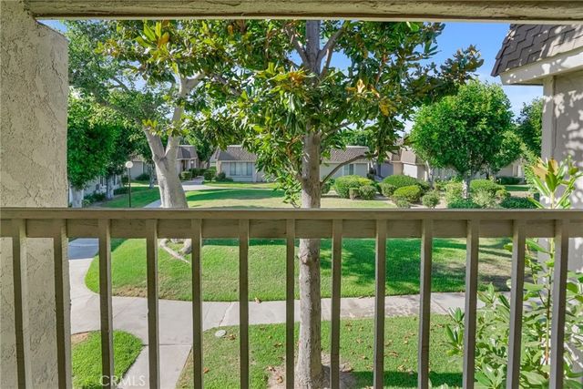 2155 W Banbury Circle, Anaheim, CA 92804