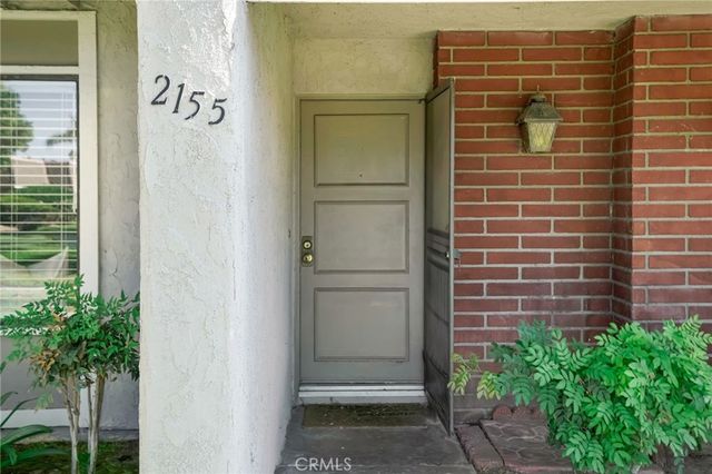 2155 W Banbury Circle, Anaheim, CA 92804