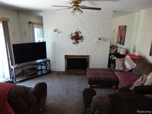 14033 Edison Drive, Warren, MI 48088
