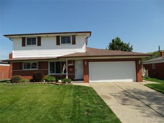 14033 Edison Drive, Warren, MI 48088