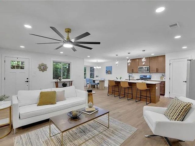 2000 Doefield Street, Canton, GA 30115