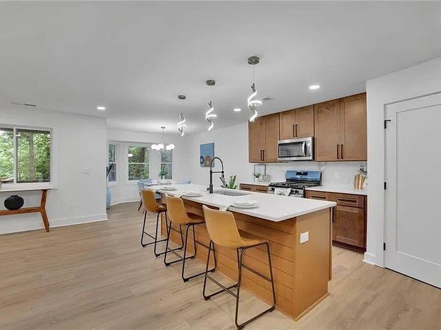 2000 Doefield Street, Canton, GA 30115