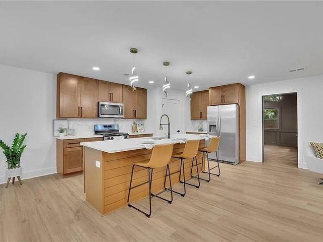 2000 Doefield Street, Canton, GA 30115
