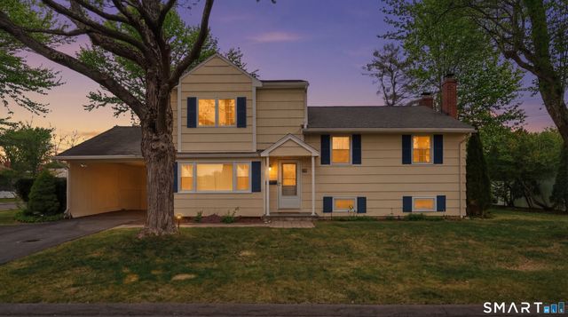 28 Ashford Road, West Hartford, CT 06107