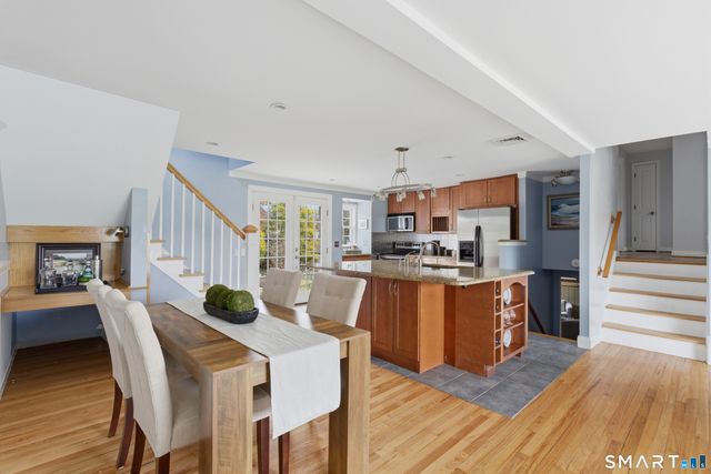 28 Ashford Road, West Hartford, CT 06107