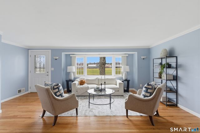 28 Ashford Road, West Hartford, CT 06107