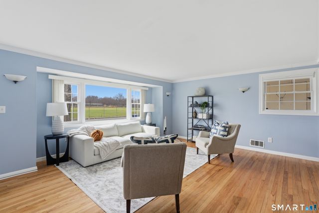 28 Ashford Road, West Hartford, CT 06107