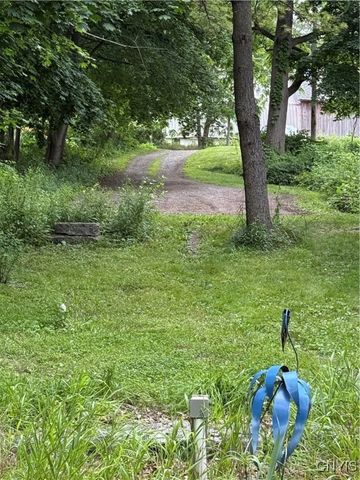 2487 East Lake Road, Spafford, NY 13152