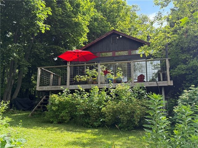 2487 East Lake Road, Spafford, NY 13152