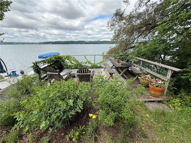 2487 East Lake Road, Spafford, NY 13152