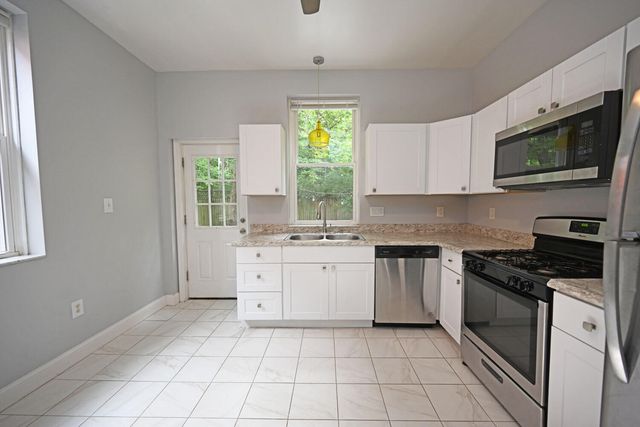 211 E 18th Street, Covington, KY 41014