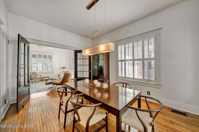 211 E Oak St, Louisville, KY 40203