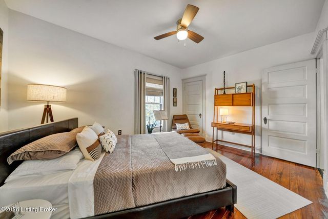 211 E Oak St, Louisville, KY 40203