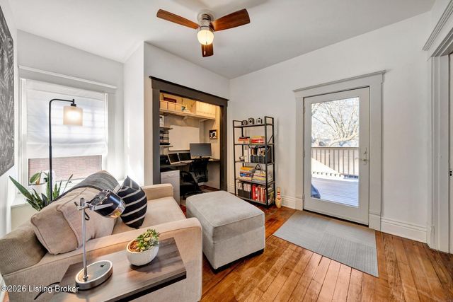 211 E Oak St, Louisville, KY 40203