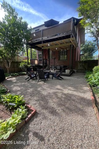 211 E Oak St, Louisville, KY 40203